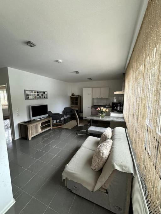 Apartment Modernes - *